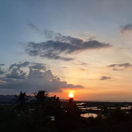 Homestay Dat Phu Tuy Hoa Exteriör bild